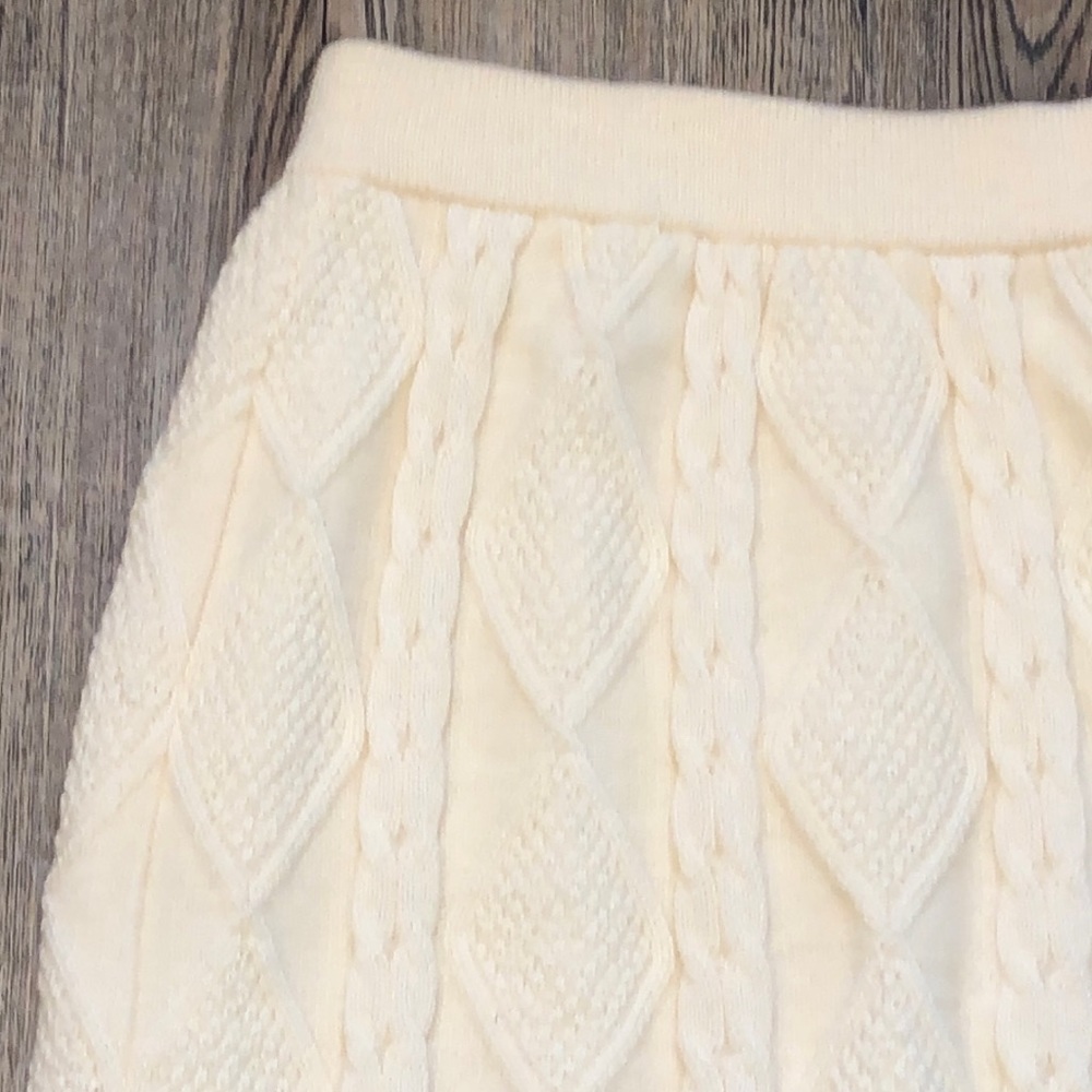 Miss Chloe Cream Cable Knit Lined Skirt - Picture 4 of 8